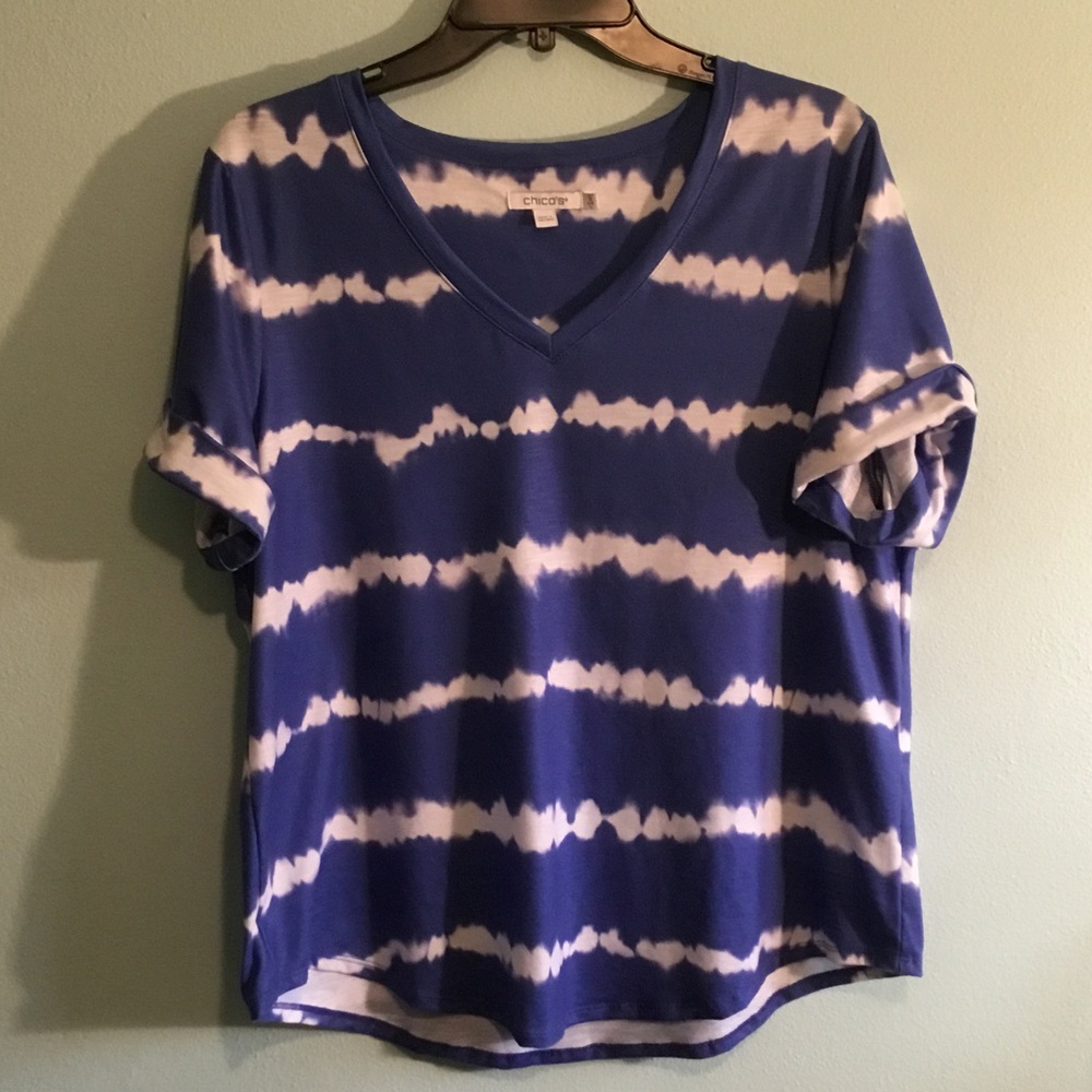 Chicos Women's Blue and White Tie-Dye Tee
